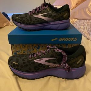 Womens Brooks GHOST 14